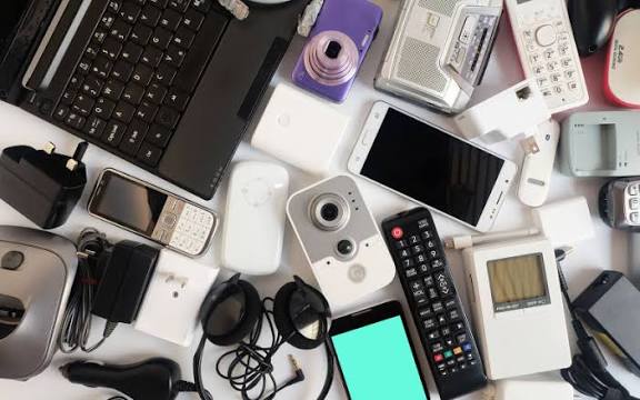 A Closer Look at Technofee Com and Smart Device Trends